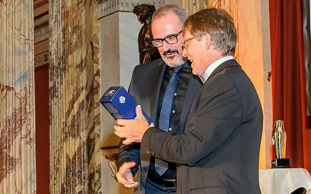 Überraschung für Jürgen Deibel bei den Swiss Awards in Luzern